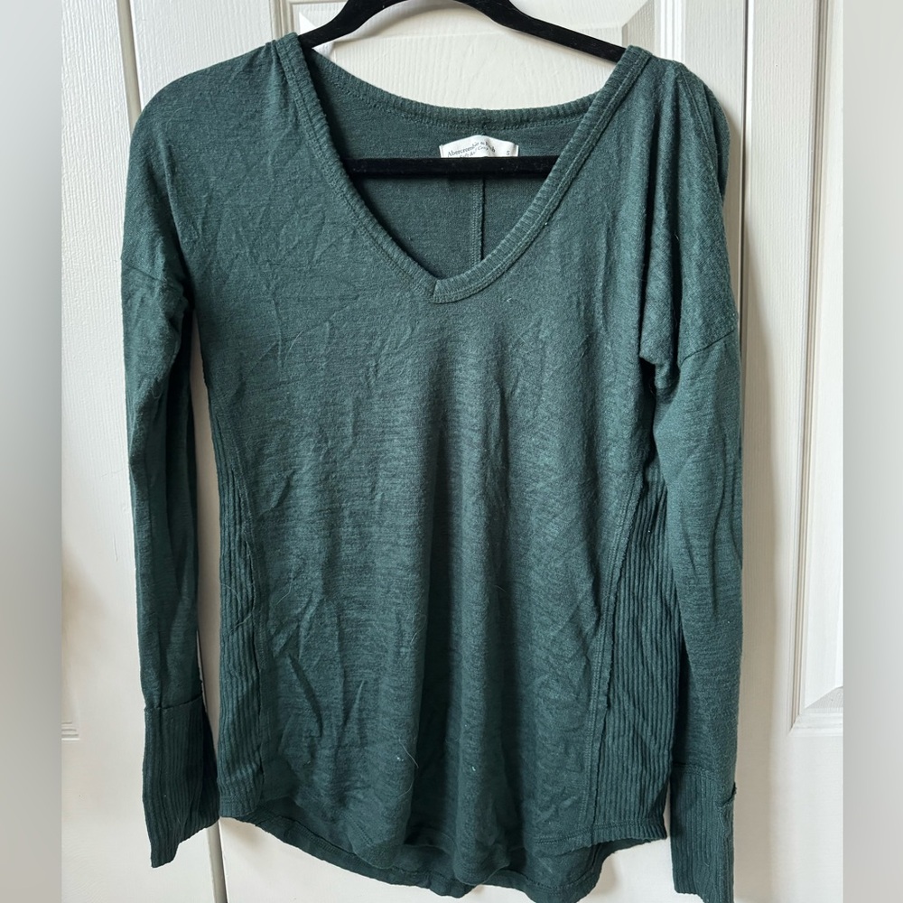 Long Sleeve Green Abercrombie and Fitch Top
